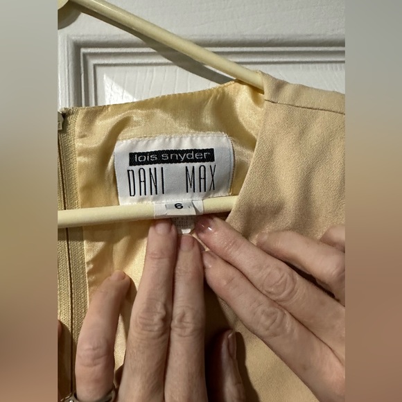 Dani Max - one piece dress size 6 - Picture 3 of 3